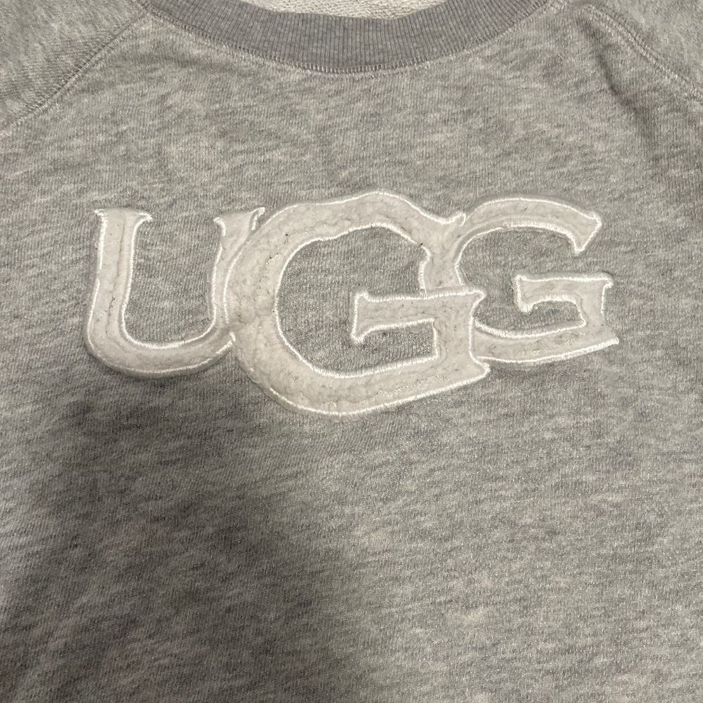 UGG crewneck